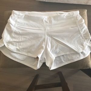 Lululemon Speed Up shorts